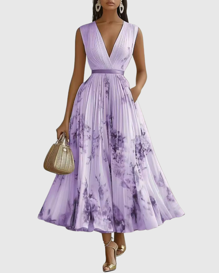 Suzanna - Pleated Elegance Dress