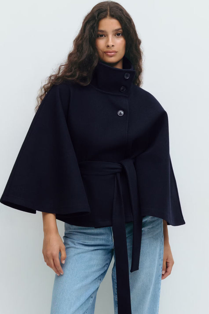 THALINDRAE – ELEGANT WOMEN’S BELTED COAT