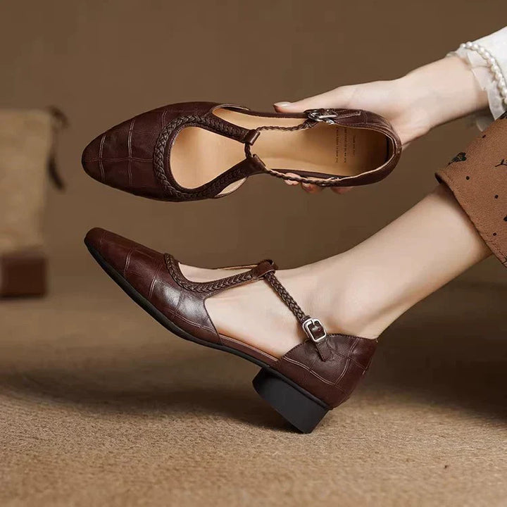 Mireille - Vintage Charm Sandals