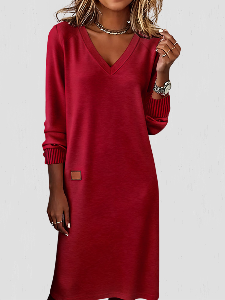 Demara - Effortless V-Neck Dress