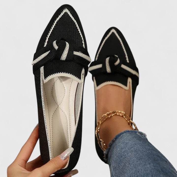 Crescentia | Loafers with Pointed Toe and Bow for Women