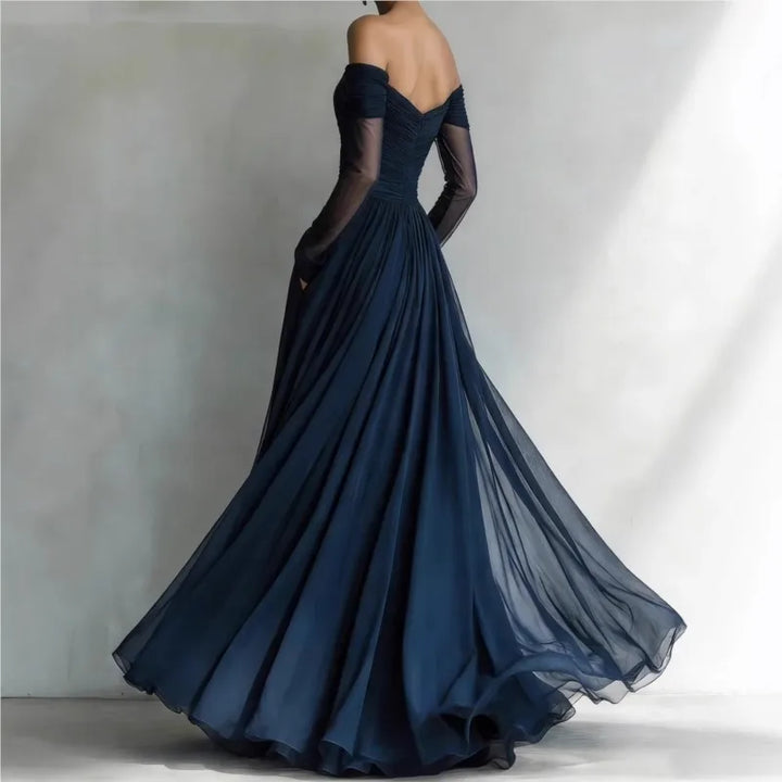 Matilda • Long dress with off-the-shoulder design