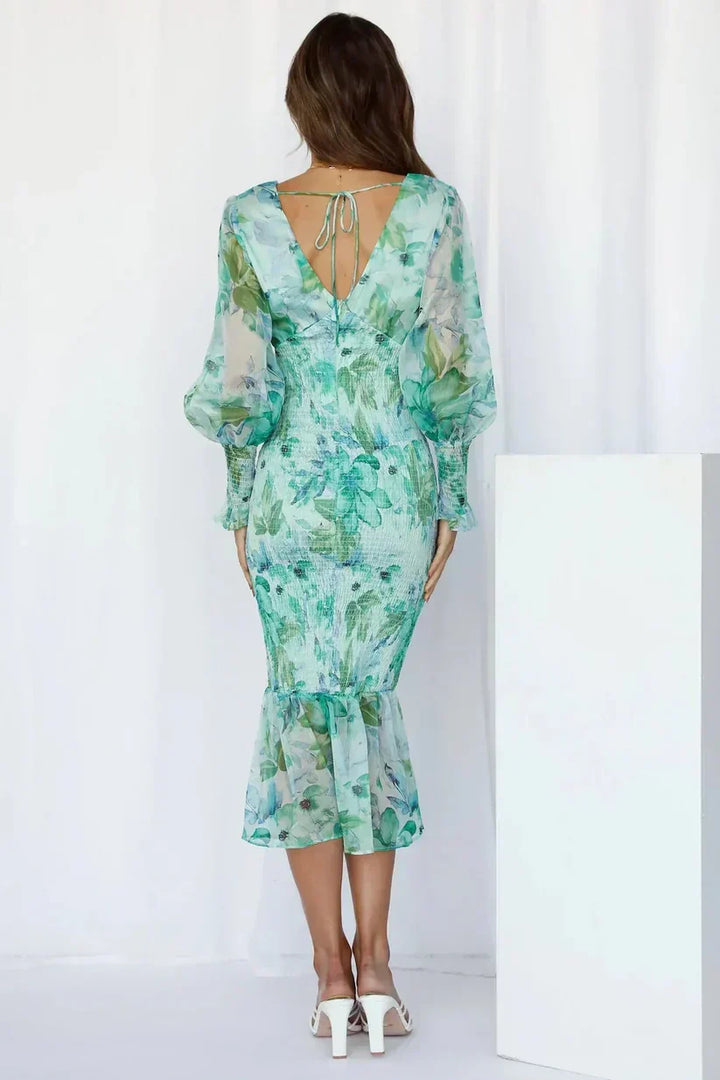 Vilhelmina | Floral Wedding Guest Midi Dress with V-Neck and Puff Sleeves for Women